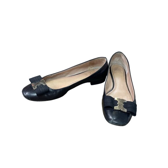 Tory Burch Womens Black Leather Flats Gold Hardware Size 7.5M SKU 8847 - Picture 2 of 16